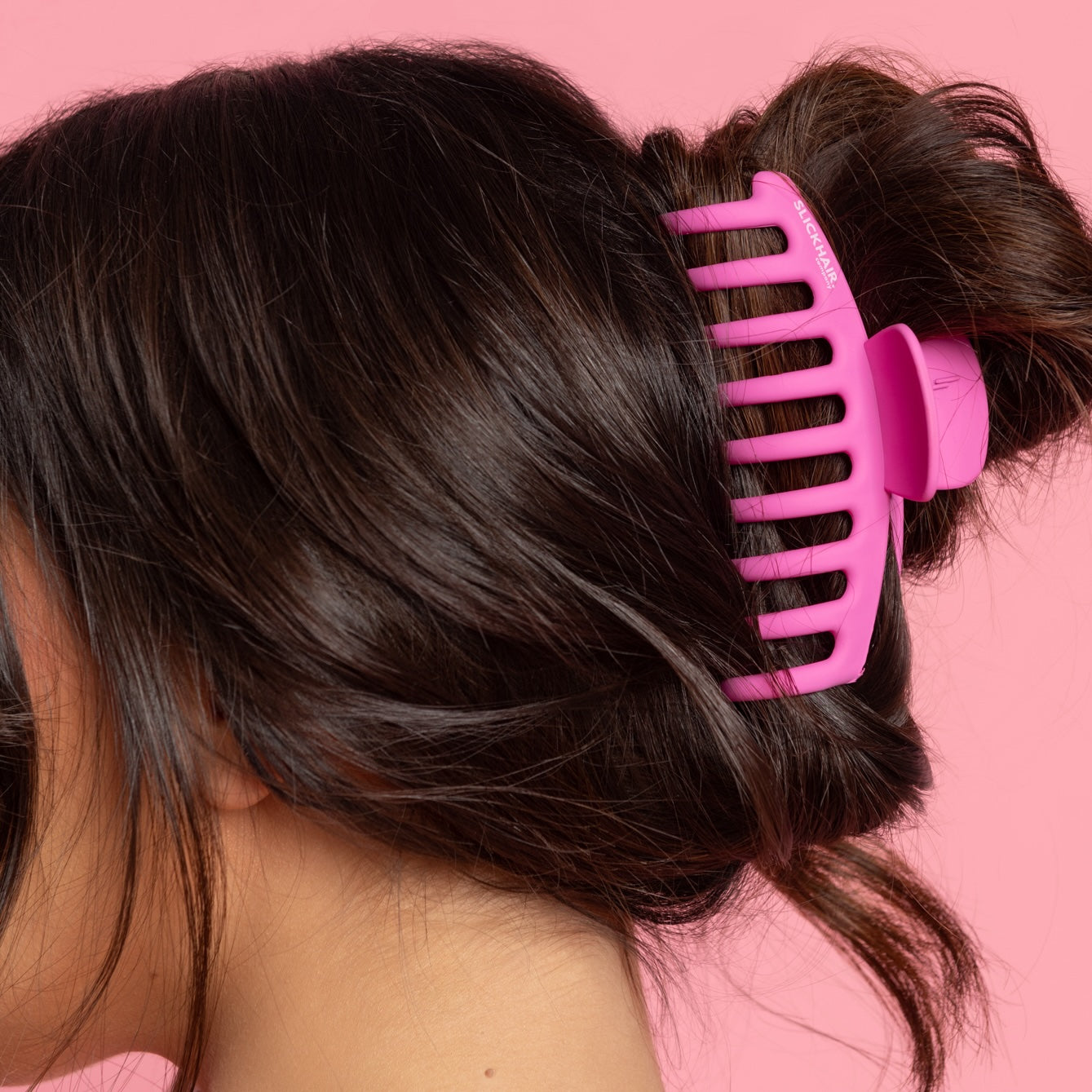 Claw_Clip_in_Hair.jpg